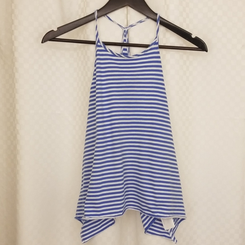Hollister Tank